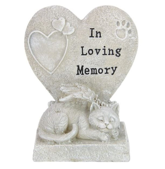 MEMORIAL CAT W/LOVE HEART 28CM